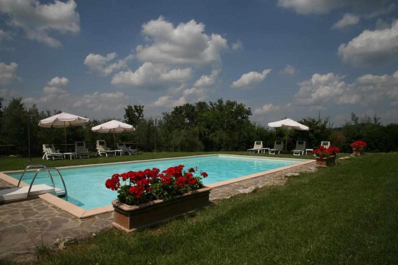 Agriturismo San Silvestro San Donato in Poggio ภายนอก รูปภาพ